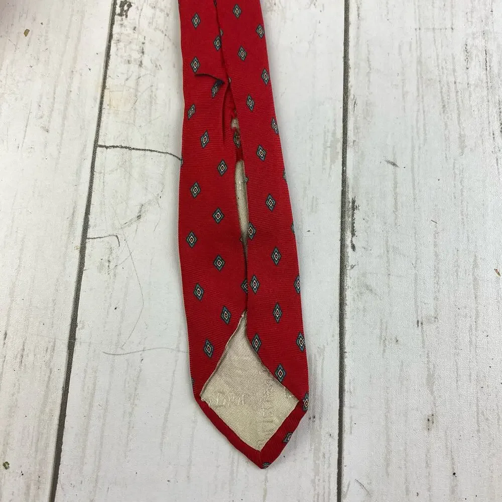 VTG Christian Dior Paris New York Red Silk Diamond Pattern Neck Tie Business
